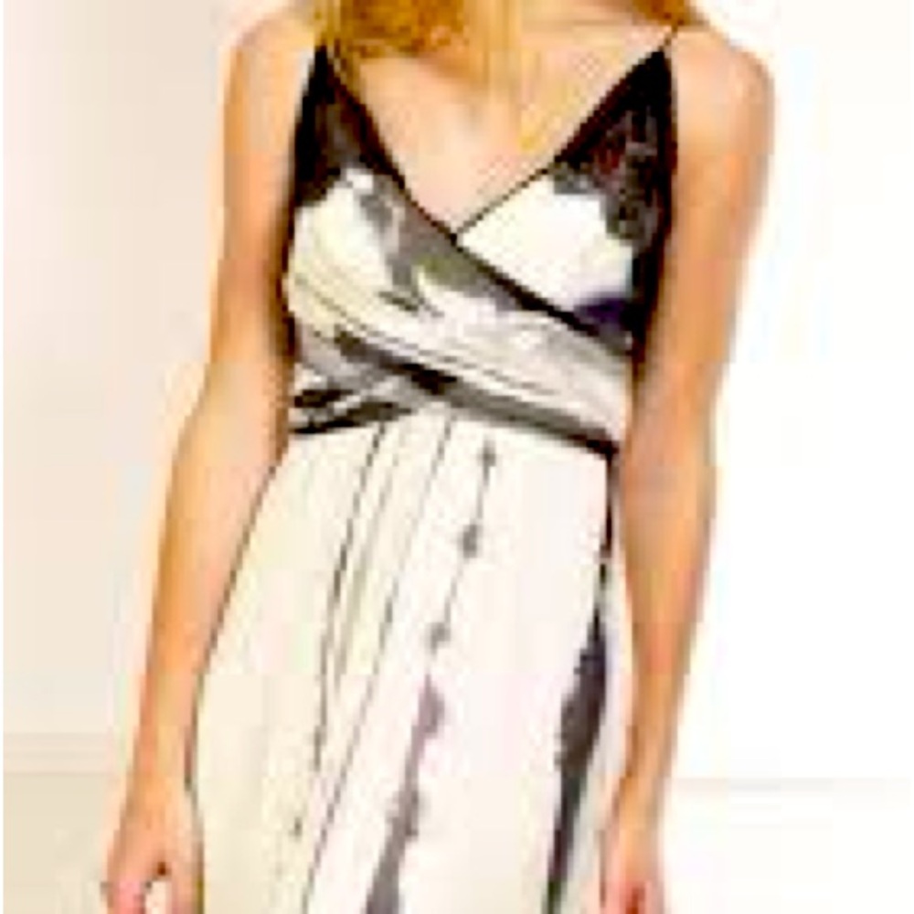 Nicole Miller Chic Abstract Maxi Dress